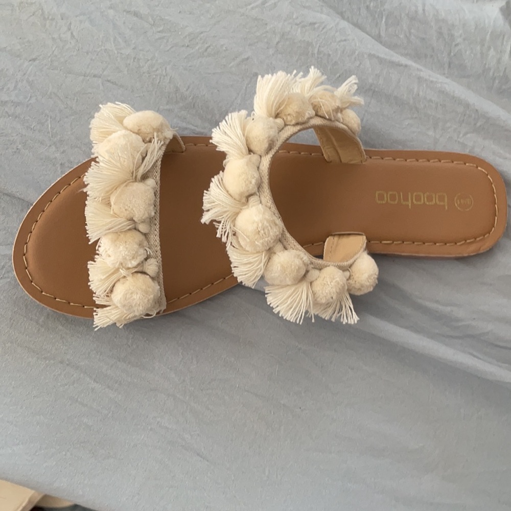 Brand new Shoes! - Picture 3 of 4
